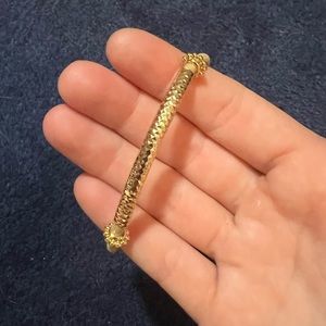 Gold adjustable bracelet